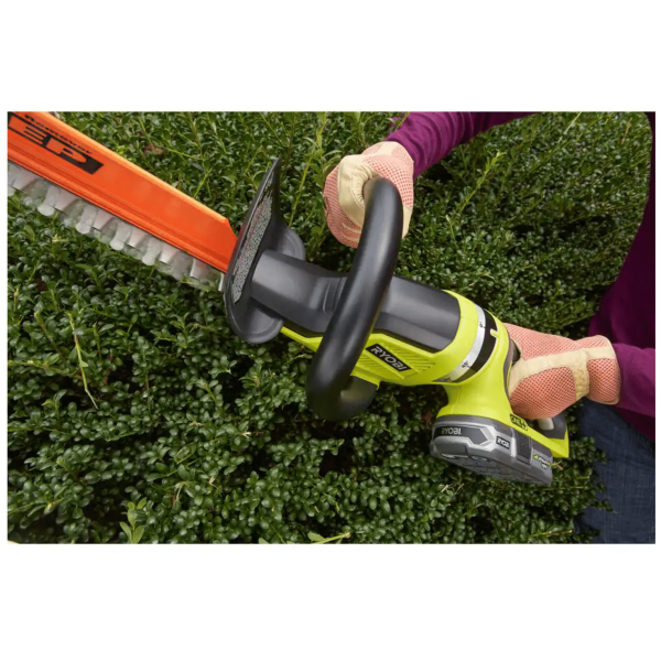 Ryobi One+ 18V 22 in. Cordless Battery Hedge Trimmer with 1.5 Ah Battery and Charger (P2660VNM) - Image 6