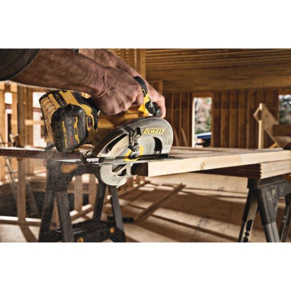 FLEXVOLT 60V MAX Cordless Brushless 7-1/4 in. Circular Saw with Brake with (1) FLEXVOLT 9.0Ah Battery DCS578X1 - Image 13