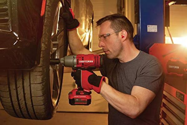 CRAFTSMAN V20 Impact Wrench Cordless Kit (CMCF900M1) - Image 3