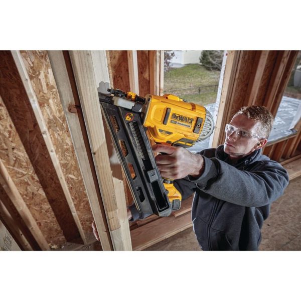 DW 20 V MAX XR Brushless Dual Speed Nailer (Tool Only) DCN692B from DW - Image 9