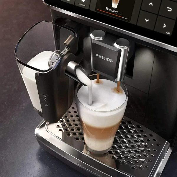 Philips 5400 Fully Automatic Espresso Machine with LatteGo, EP5447 - Image 3