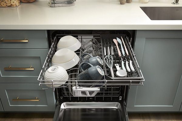 Whirlpool - 24" Top Control Built-In Dishwasher with Stainless Steel Tub, Large Capacity & 3rd Rack, 47 dBA - Stainless steel - Image 14