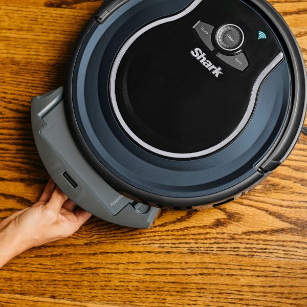 Shark - ION Robot RV761, Wi-Fi Connected, Robot Vacuum with Multi-Surface Cleaning - Black/Navy Blue - Image 5