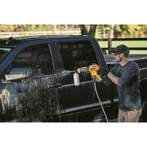 DEWALT 20V Max Power Cleaner Kit 550 PSI DCPW550P1 from DEWALT - Image 7