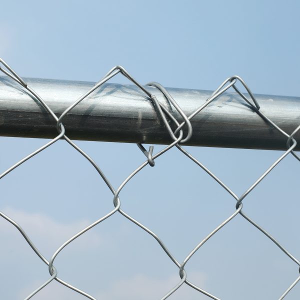 ALEKO KITCLF6X50 Galvanized Steel 6 x 50 ft. Chain Link Fence Complete Kit - Image 9