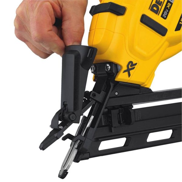 20V MAX XR Lithium-Ion Cordless 15-Gauge Angled Finish Nailer (Tool Only) DCN650B - Image 3